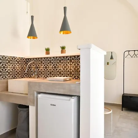Apartment Les Maisons Casetta Del Vico By Rentbeat Sannicola