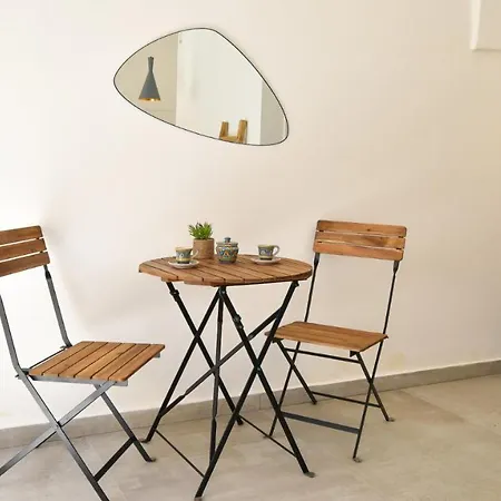 Apartman Les Maisons Casetta Del Vico By Rentbeat *